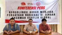Konferensi Pers Imc Jihn Dan Komrad